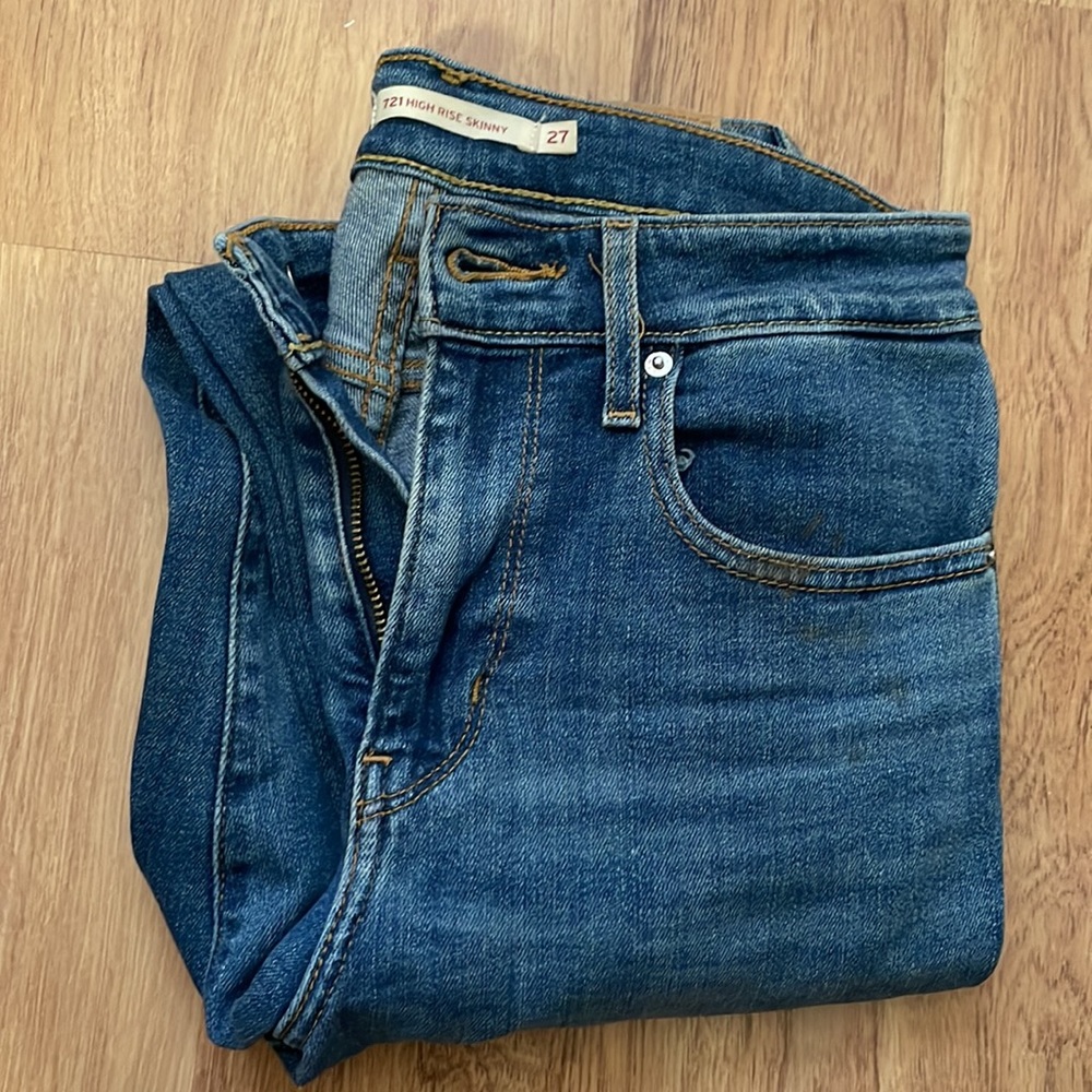 LEVIS 721 high rise skinny jean